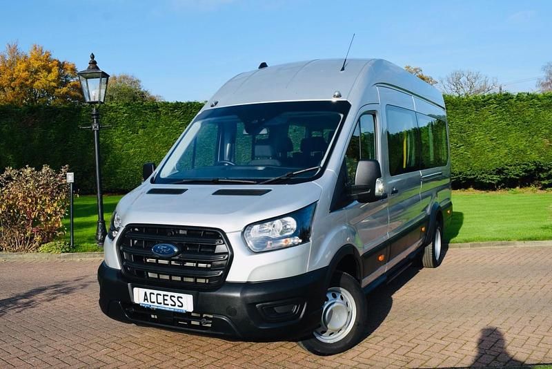 Used Ford Transit S 170 HP (125 kW) 2023 Silver MPV