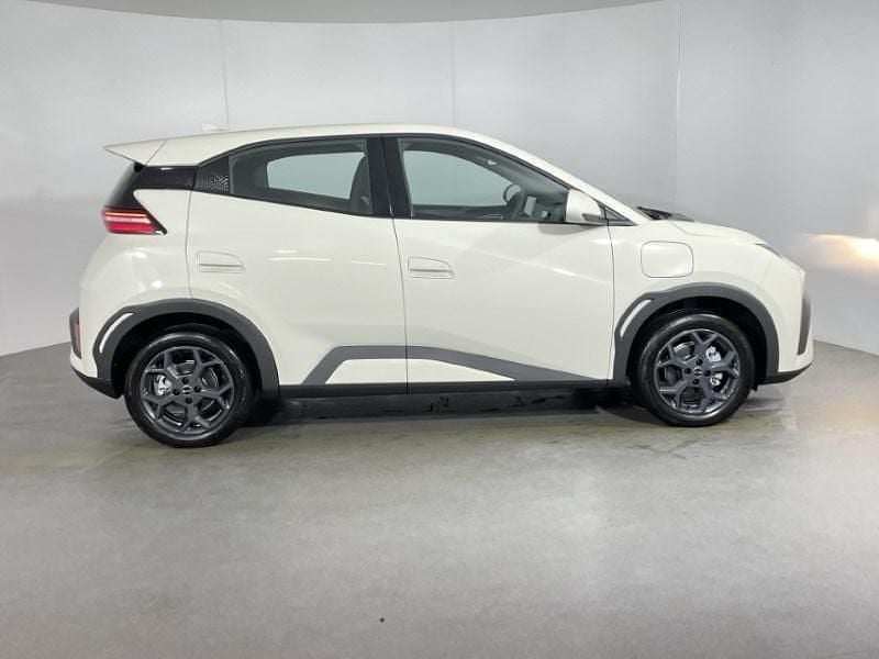 New BYD Dolphin Boost 64 kW (88 HP) 2025 White Hatchback