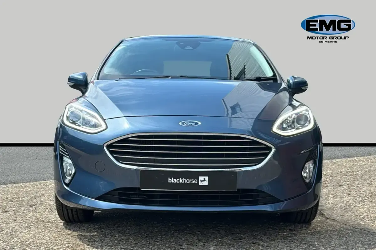 Used Ford Fiesta Zetec 100 HP (73 kW) 2019 Blue Hatchback