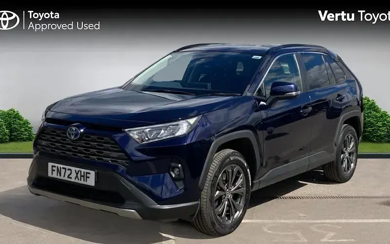 Second-hand Toyota RAV4 Design 218 CP (160 kW) 2025 SUV