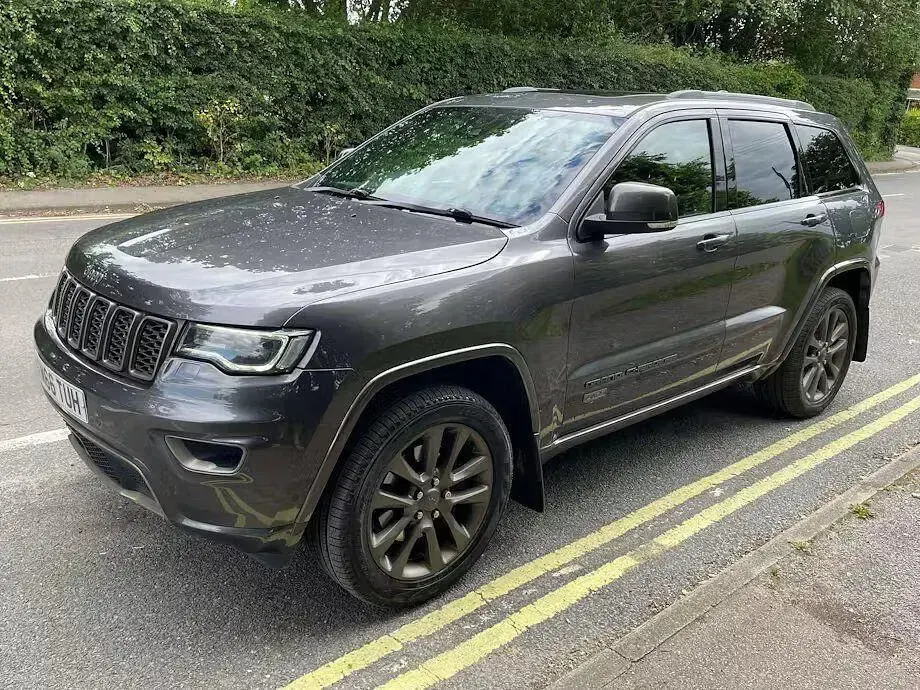 Used Jeep Grand Cherokee 247 HP (181 kW) 2016 Grey SUV
