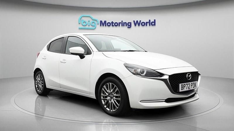 Used Mazda 2 Inclusive 90 HP (66 kW) 2023 White Hatchback