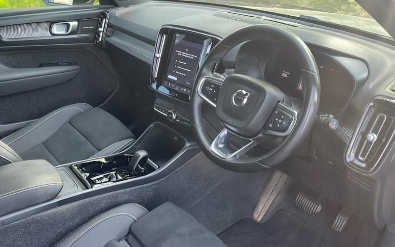 Usado Volvo XC40 Ultimate 197 CV (144 kW) 2023 SUV