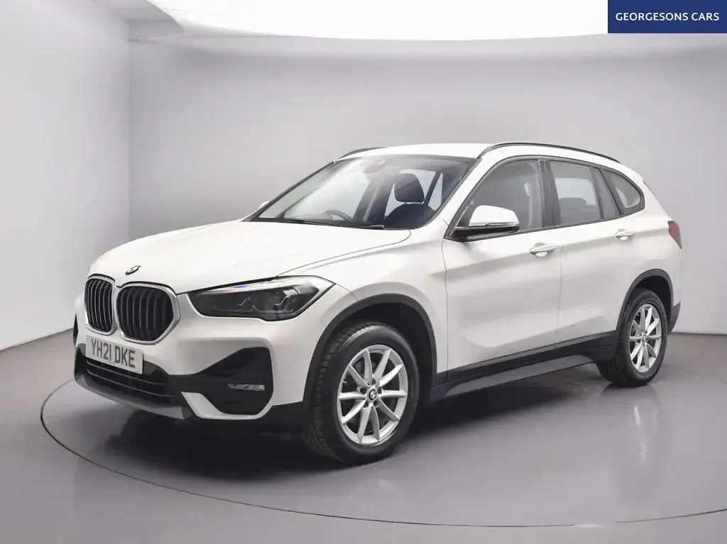 Used BMW X1 Luxury Line 140 HP (102 kW) 2021 White SUV