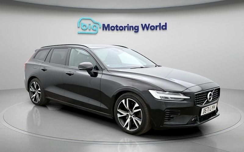 Used Volvo V60 R-Design 340 HP (250 kW) 2021 Black Estate