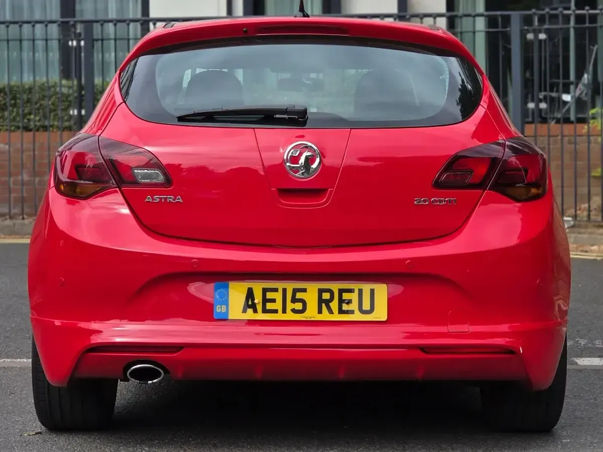 Used Vauxhall Astra 2015 Red Hatchback