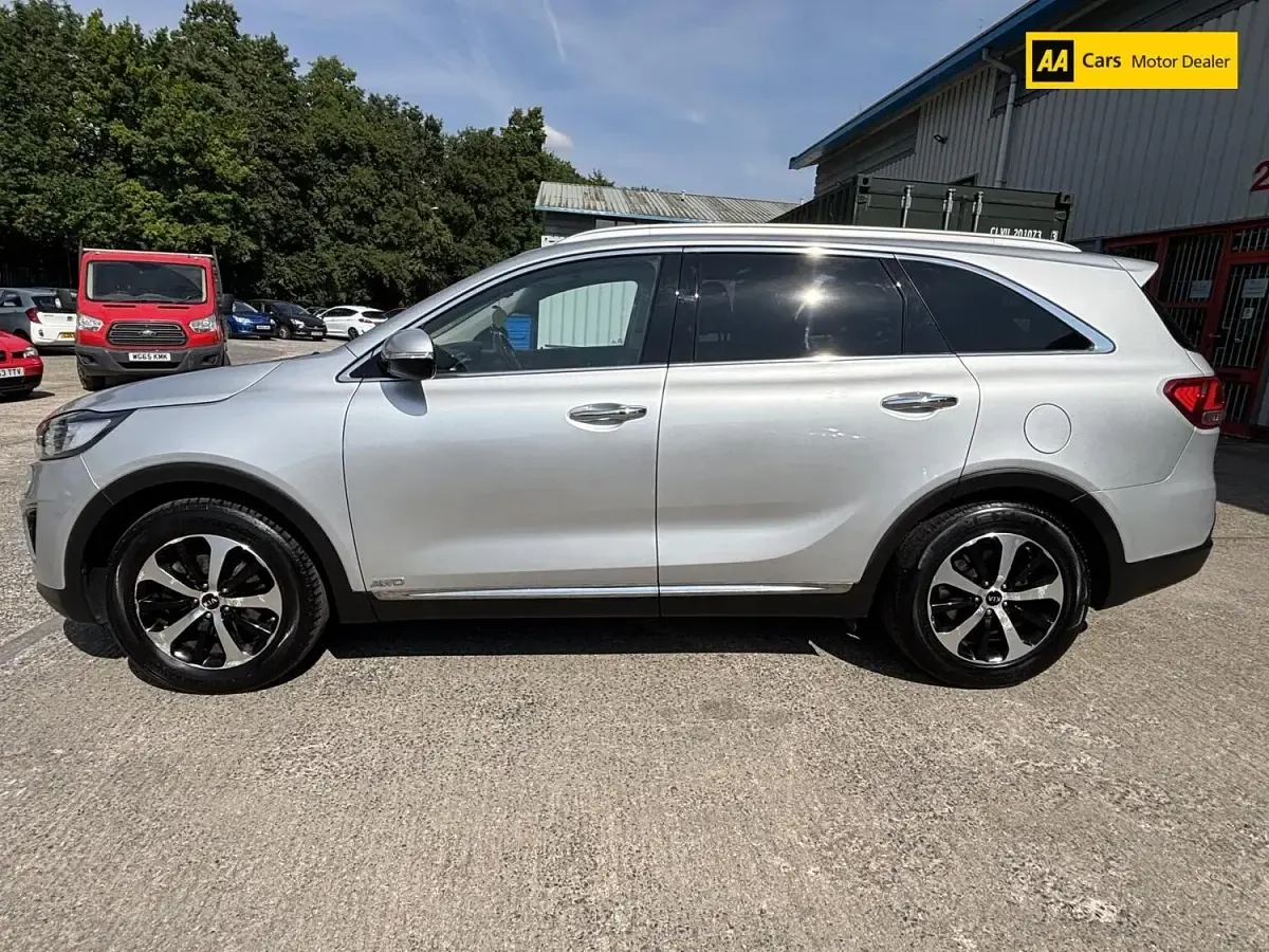 Used Kia Sorento 197 HP (144 kW) 2015 Silver SUV