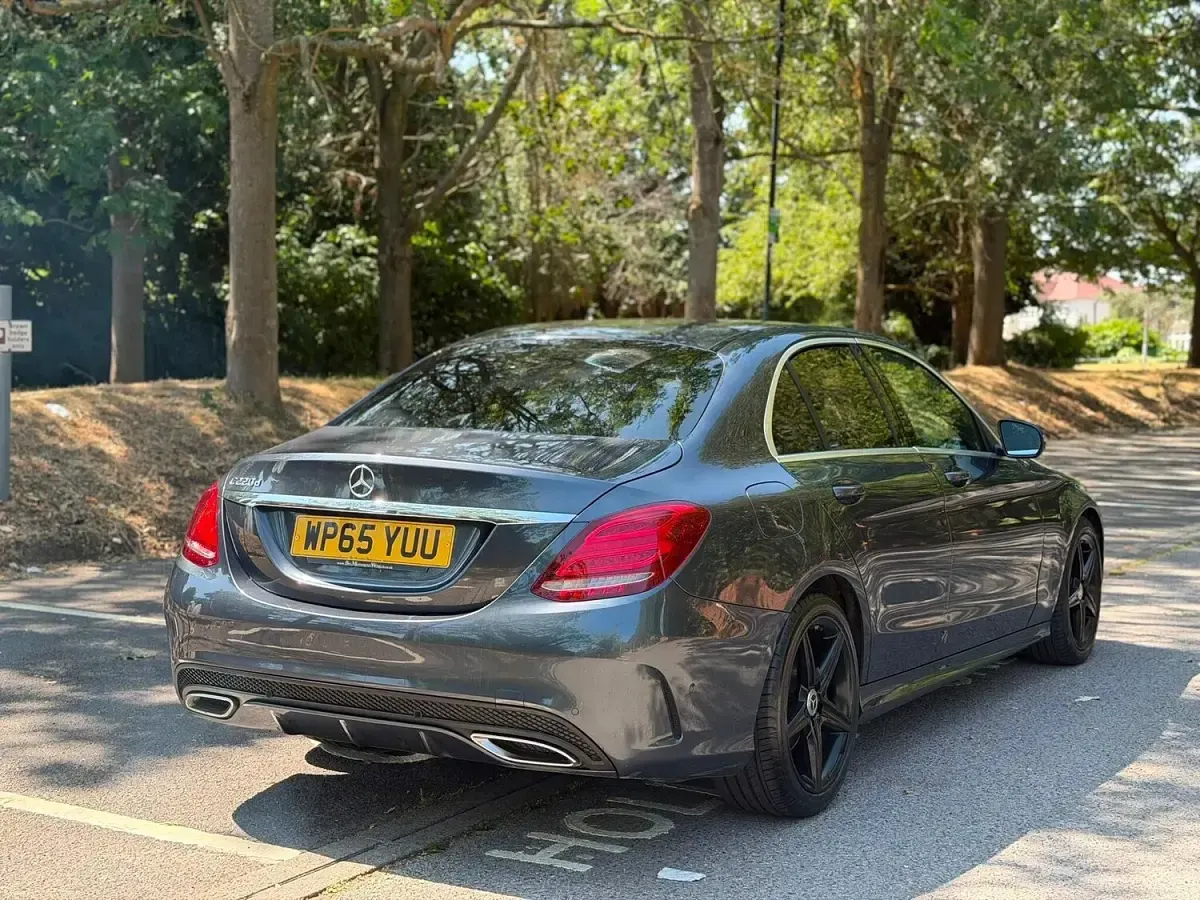 Used Mercedes C220 AMG line 2015 Grey Sedan