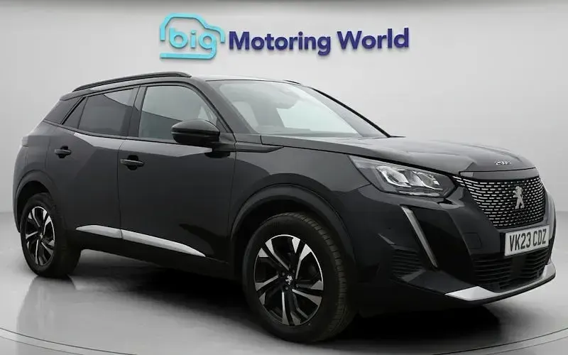 Used Peugeot 2008 Allure+ 101 HP (74 kW) 2023 SUV
