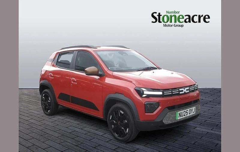 Red Used 2025 Dacia Spring Extreme Hatchback | £13,000 - Image 1/4