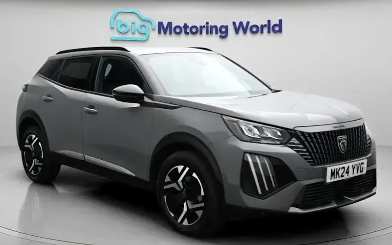 Używany Peugeot 2008 Allure 131 KM (96 kW) 2024 SUV