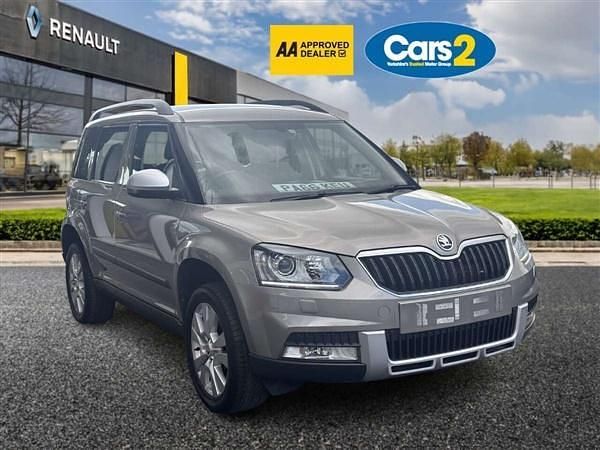 Beige Used 2016 Skoda Yeti SE L SUV | £16,495 (Expensive) - Image 1/4