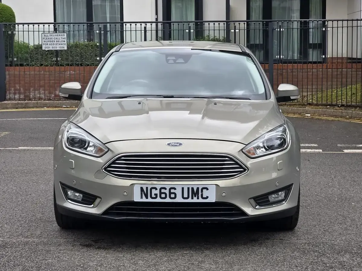 Used Ford Focus Titanium X 182 HP (133 kW) 2016 Silver Hatchback