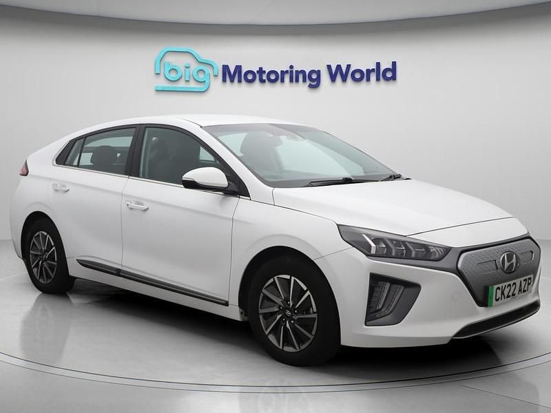 White Used 2022 Hyundai Ioniq 6 Premium Sedan | £12,000 (Good price) - Image 1/4