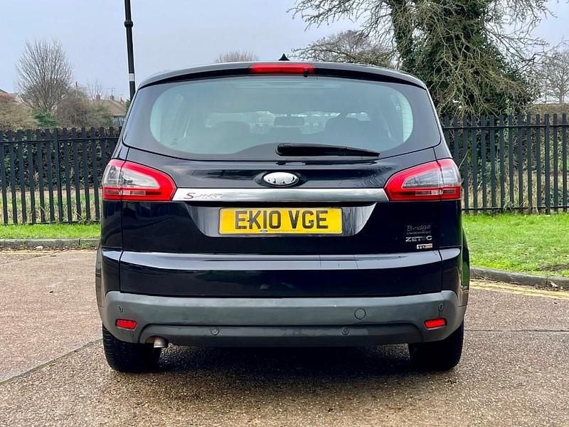 Used Ford S-MAX Zetec 138 HP (101 kW) 2010 Black MPV