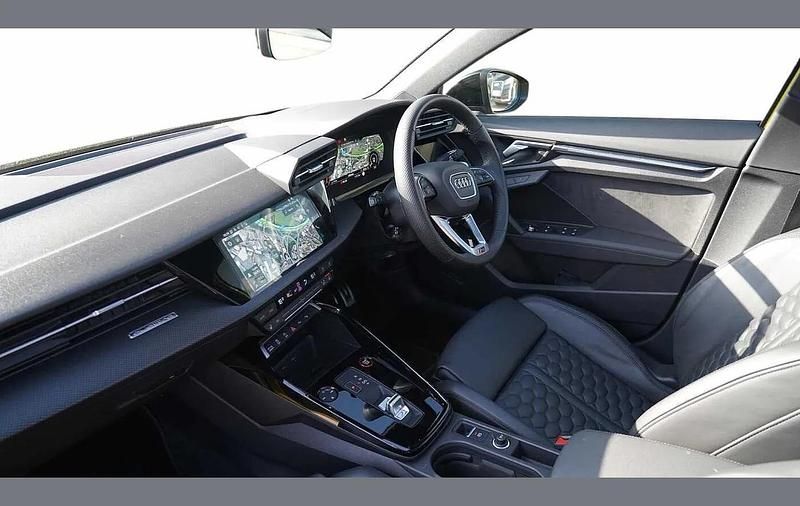 Used Audi RS3 Comfort 400 HP (294 kW) 2023 Yellow Sedan