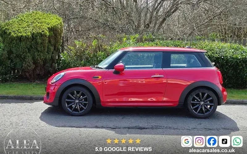 Used Mini ONE Hatch 102 HP (75 kW) 2017 Red Hatchback