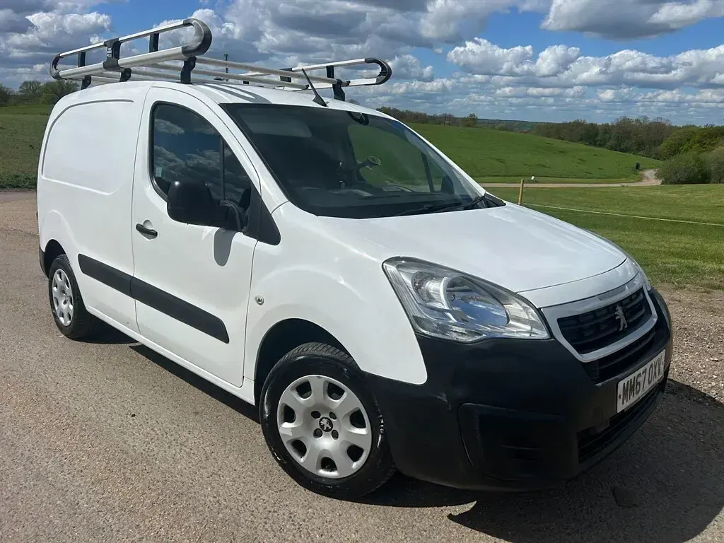 Used Peugeot Partner 2018 White