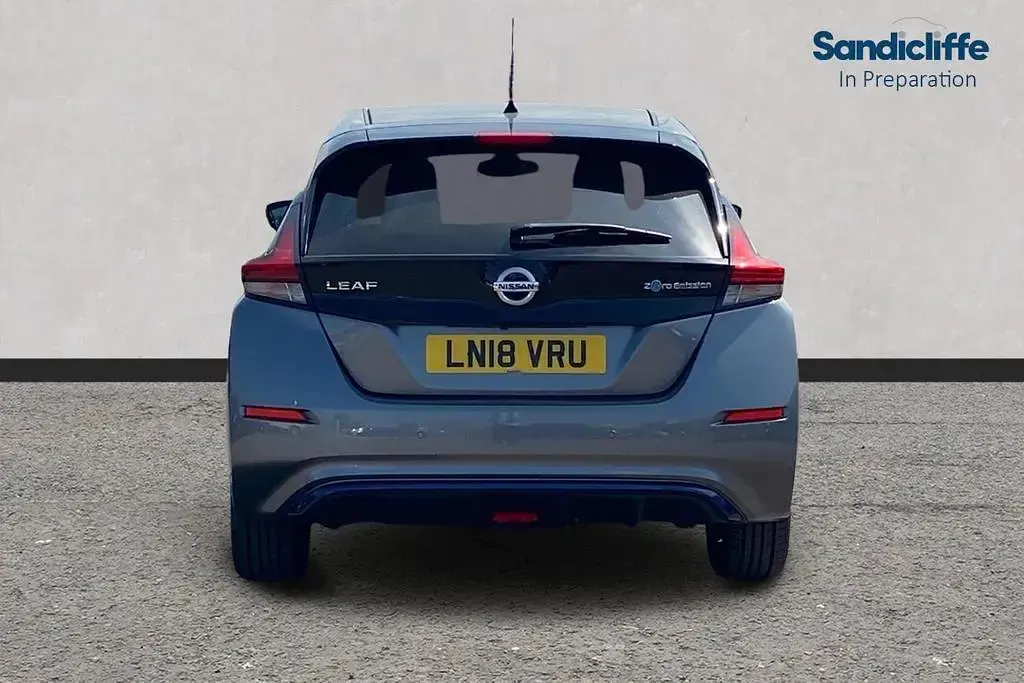 Used Nissan Leaf Tekna 110 kW (150 HP) 2021 Grey Hatchback