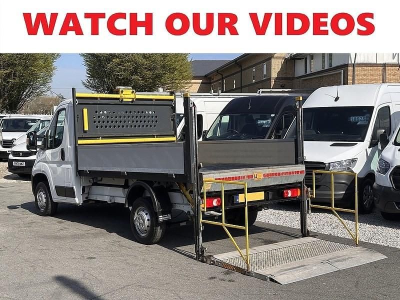Begagnad Peugeot Boxer 165 HK (121 kW) 2020 Vit Van
