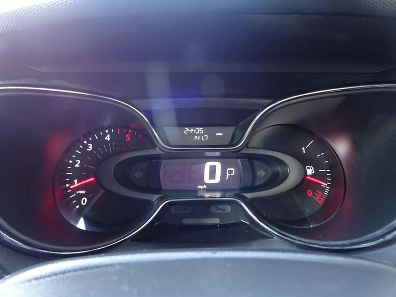 Used Renault Captur Dynamique 90 HP (66 kW) 2015 Orange black SUV