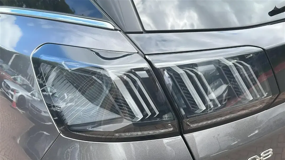 Used Peugeot 3008 GT 129 HP (94 kW) 2022 Grey SUV