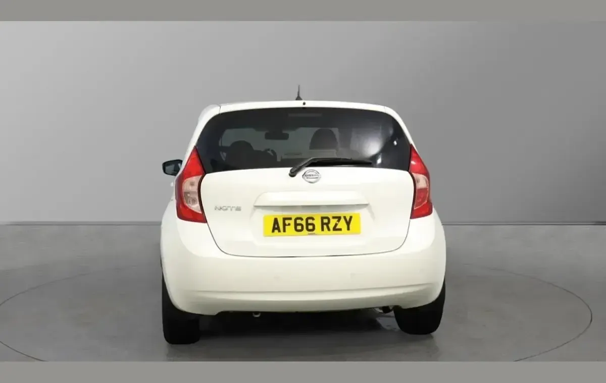 Used Nissan Note Acenta Premium 98 HP (72 kW) 2016 White Hatchback