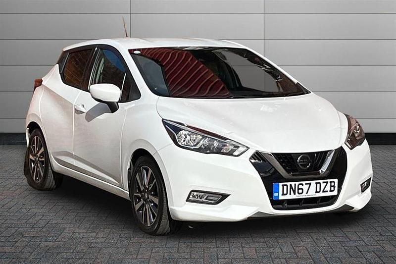 Used Nissan Micra N-Connecta 90 HP (66 kW) 2017 White Hatchback