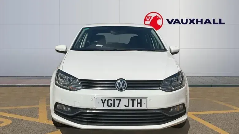 Używany VW Polo Edition 75 KM (55 kW) 2017 Biały Hatchback
