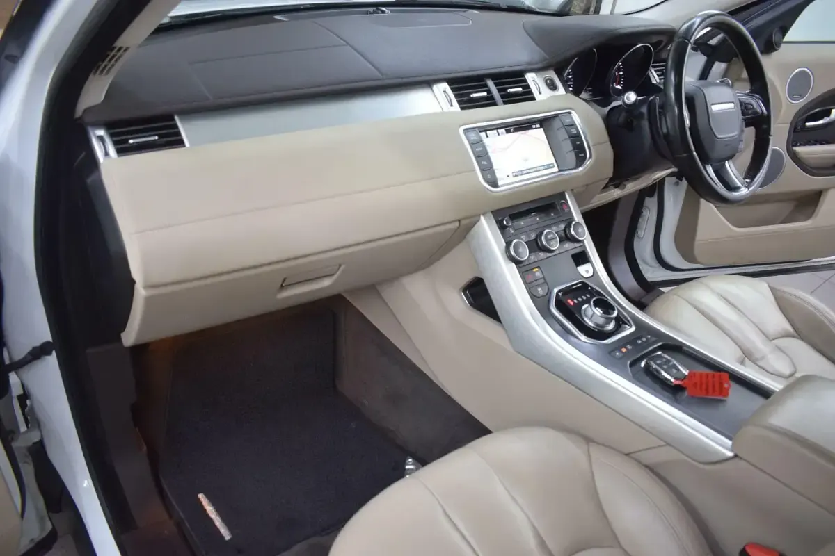 Used Land Rover Range Rover evoque Pure 2014 White SUV