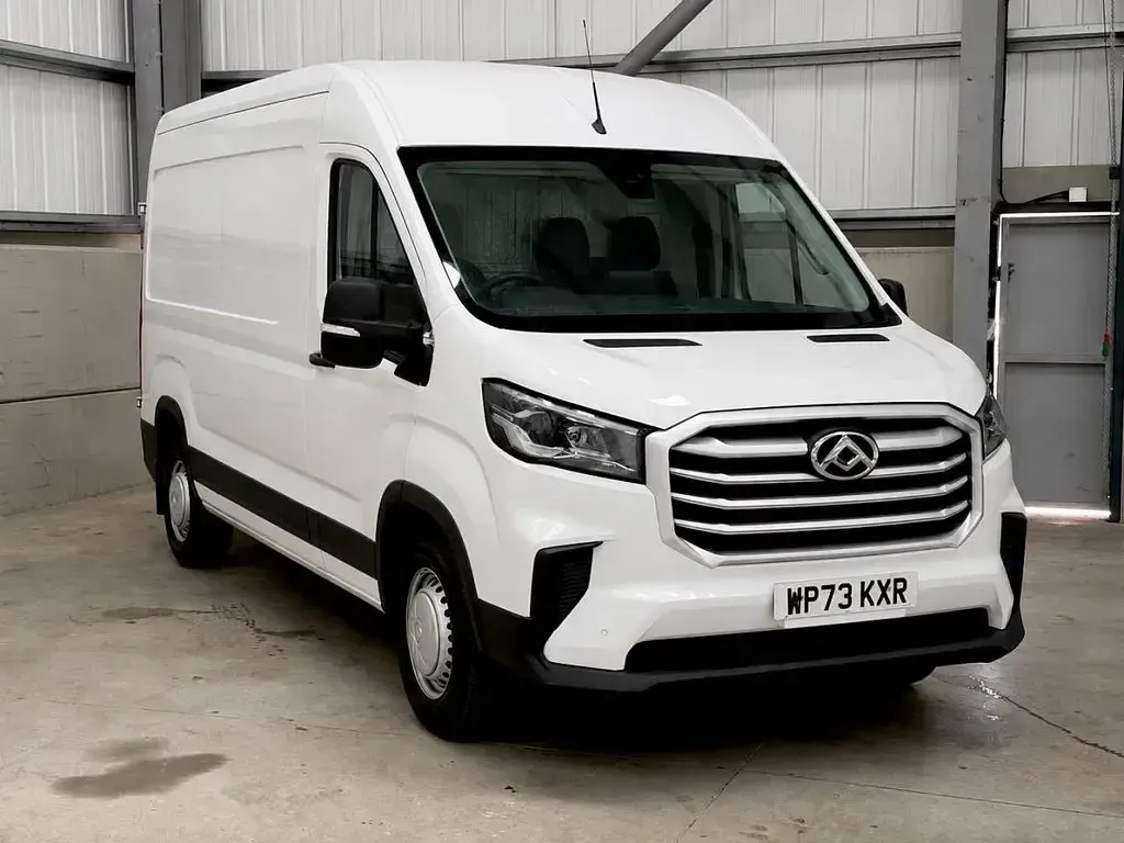 Used Maxus V90 163 HP (119 kW) 2023 White Van