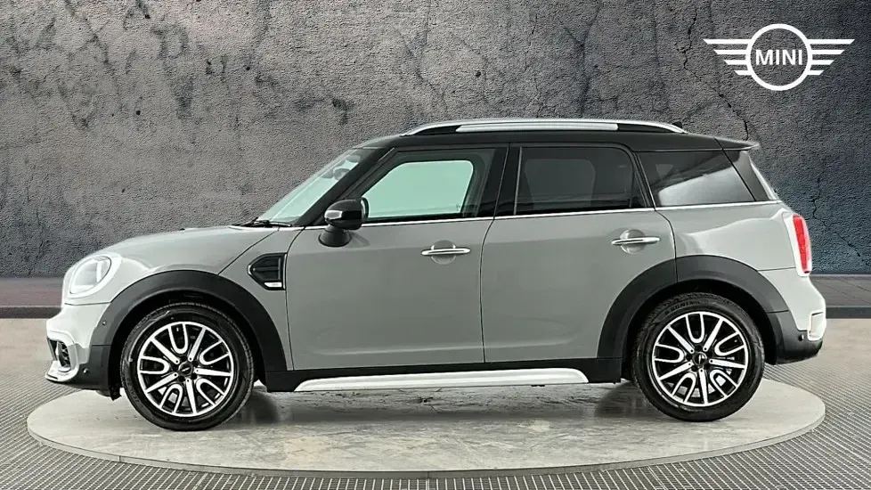 Used Mini Cooper Countryman Sport 134 HP (98 kW) 2019 Grey SUV