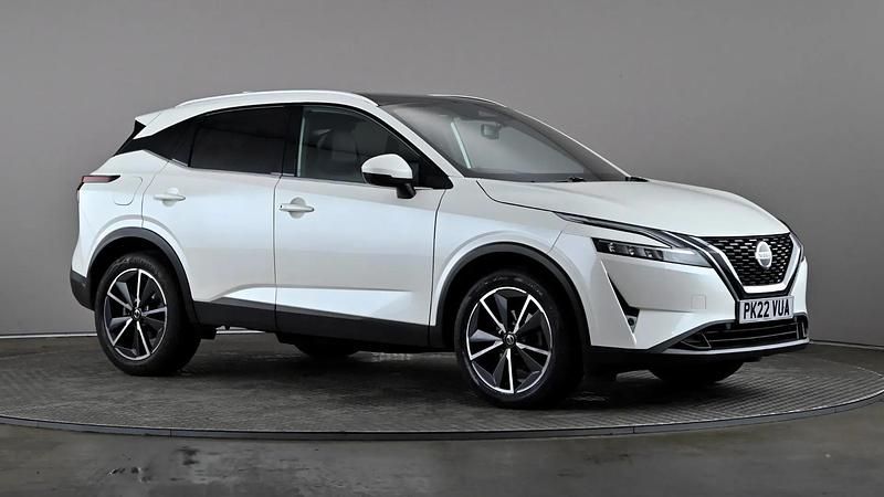 White Used 2022 Nissan Qashqai Tekna SUV | £24,698 - Image 1/4