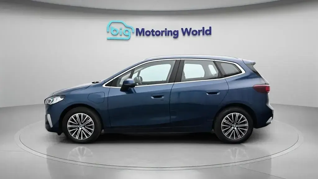 Used BMW 225 Luxury Line 245 HP (180 kW) 2023 Blue MPV