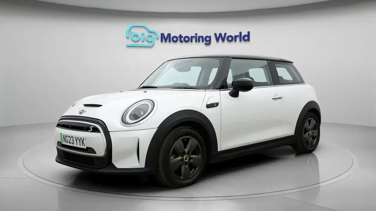 Used Mini Cooper SE Hatch 135 kW (184 HP) 2023 Hatchback