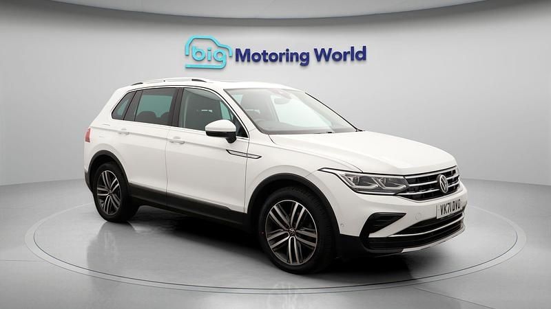Used 2021 VW Tiguan Elegance SUV | £23,500 (Fair price) - Image 1/4