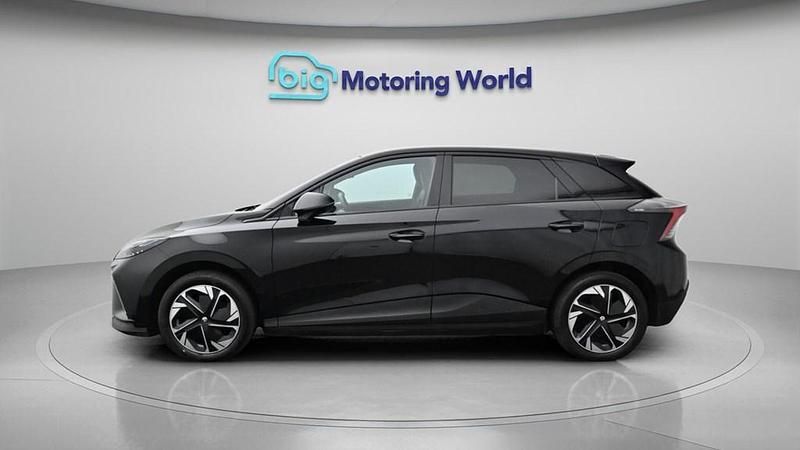 Usado MG MG4 EV Trophy 319 kW (435 HP) 2023 Citadino