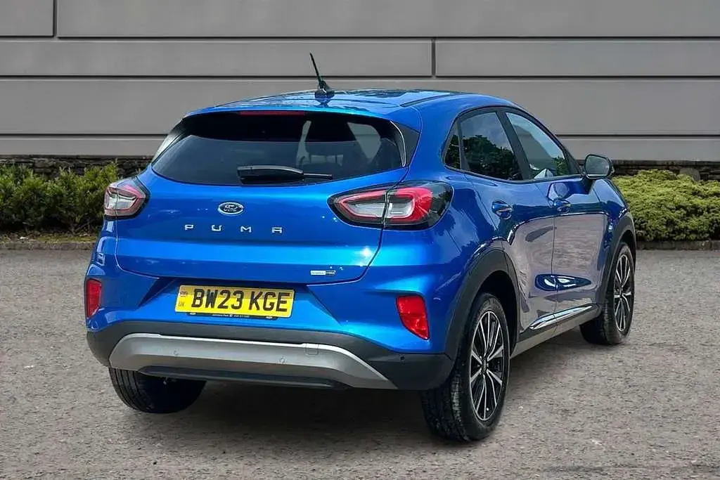 Used Ford Puma Titanium 123 HP (90 kW) 2023 Blue SUV