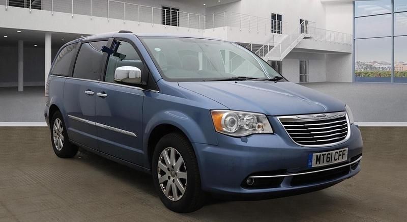 Blue Used 2011 Chrysler Grand Voyager Limited MPV | £11,450 (Expensive) - Image 1/4