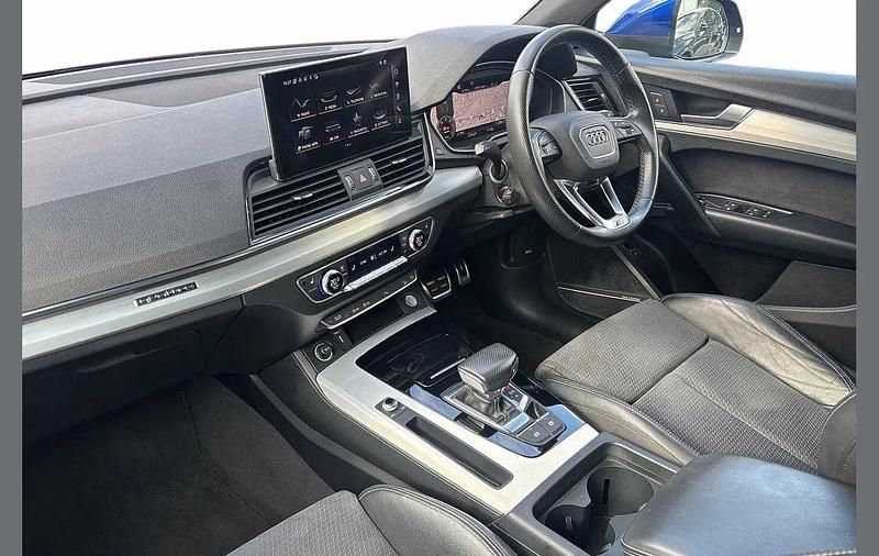 Used Audi Q5 S-Line 200 HP (147 kW) 2021 Blue SUV