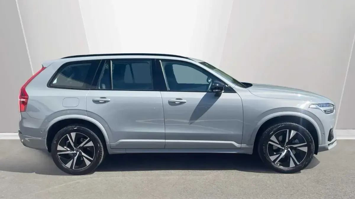Used Volvo XC90 Plus 247 HP (181 kW) 2025 SUV