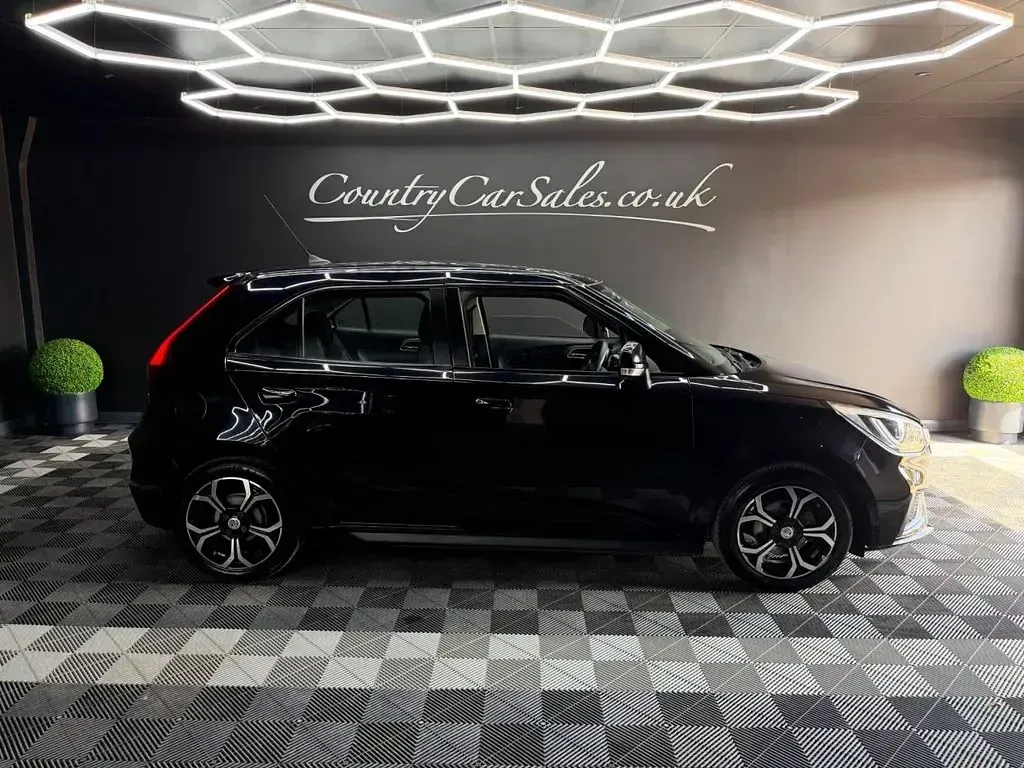 Used MG MG3 Excite 106 HP (77 kW) 2019 Black Hatchback