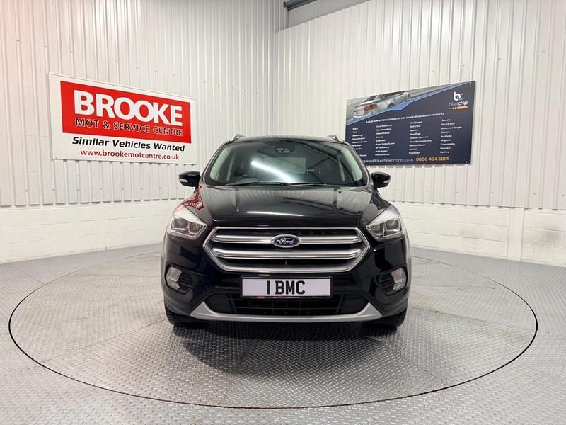 Used Ford Kuga Titanium 120 HP (88 kW) 2017 Black SUV