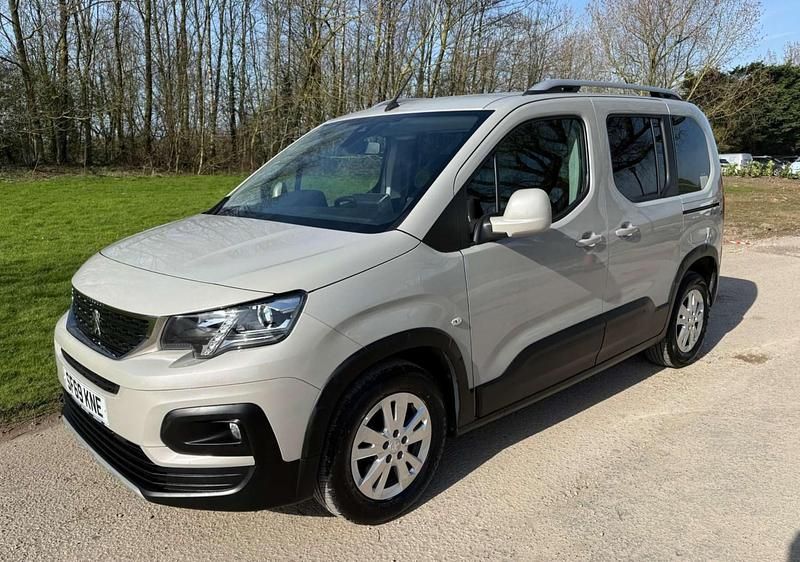 Gebraucht Peugeot Rifter Allure 2020 Beige Van / Kleinbus