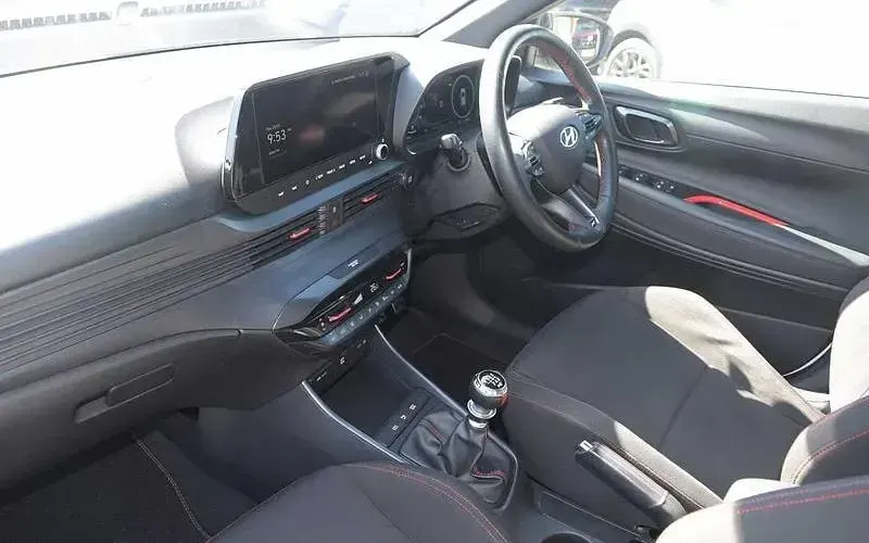 Used Hyundai i20 N Line 120 HP (88 kW) 2022 White Hatchback