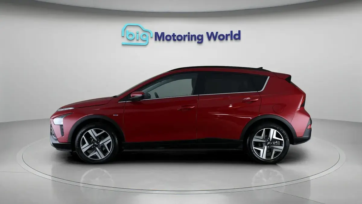 Used Hyundai Bayon Premium 101 HP (74 kW) 2024 Red SUV