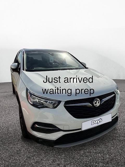 Used Vauxhall Grandland X Elite 130 HP (95 kW) 2021 White SUV