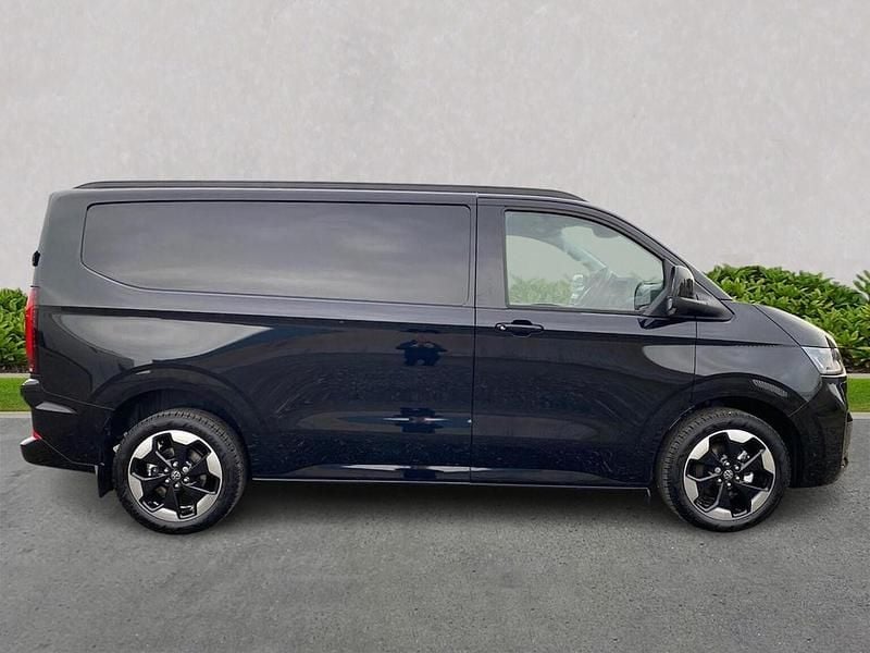 New VW Transporter Pro 100 kW (136 HP) 2025 Black Van