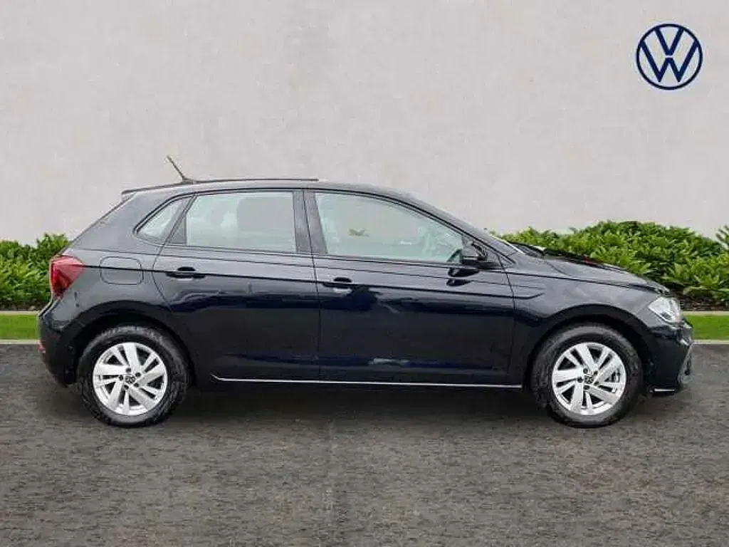 Used VW Polo Life 95 HP (69 kW) 2022 Black Hatchback