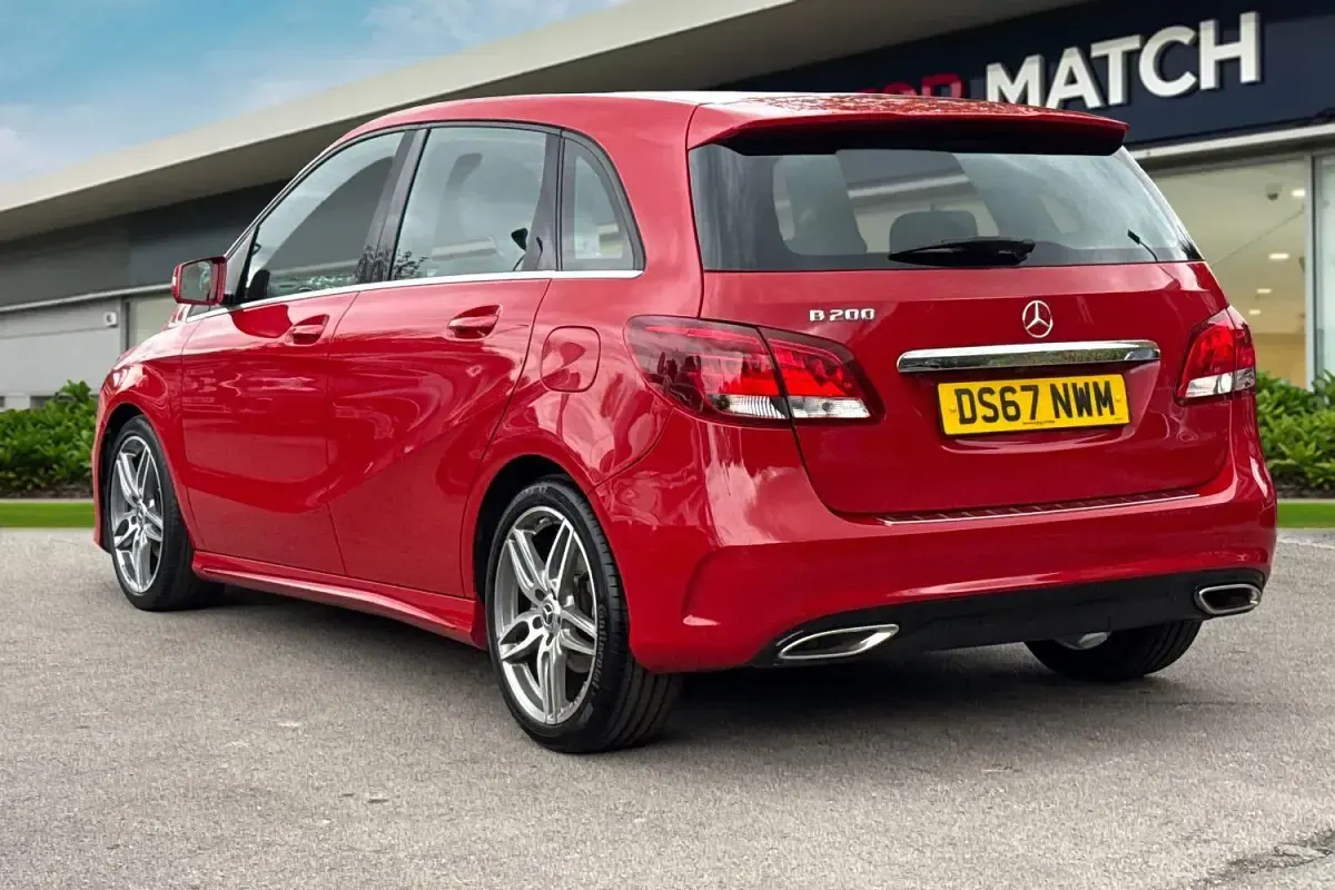 Used Mercedes B200 AMG line 2017 Red Hatchback